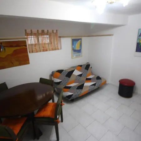 A Pochi Passi Dal Mare Sebenico 18 Lejlighed