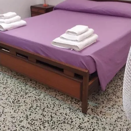 A Pochi Passi Dal Mare Sebenico 18 Apartment *